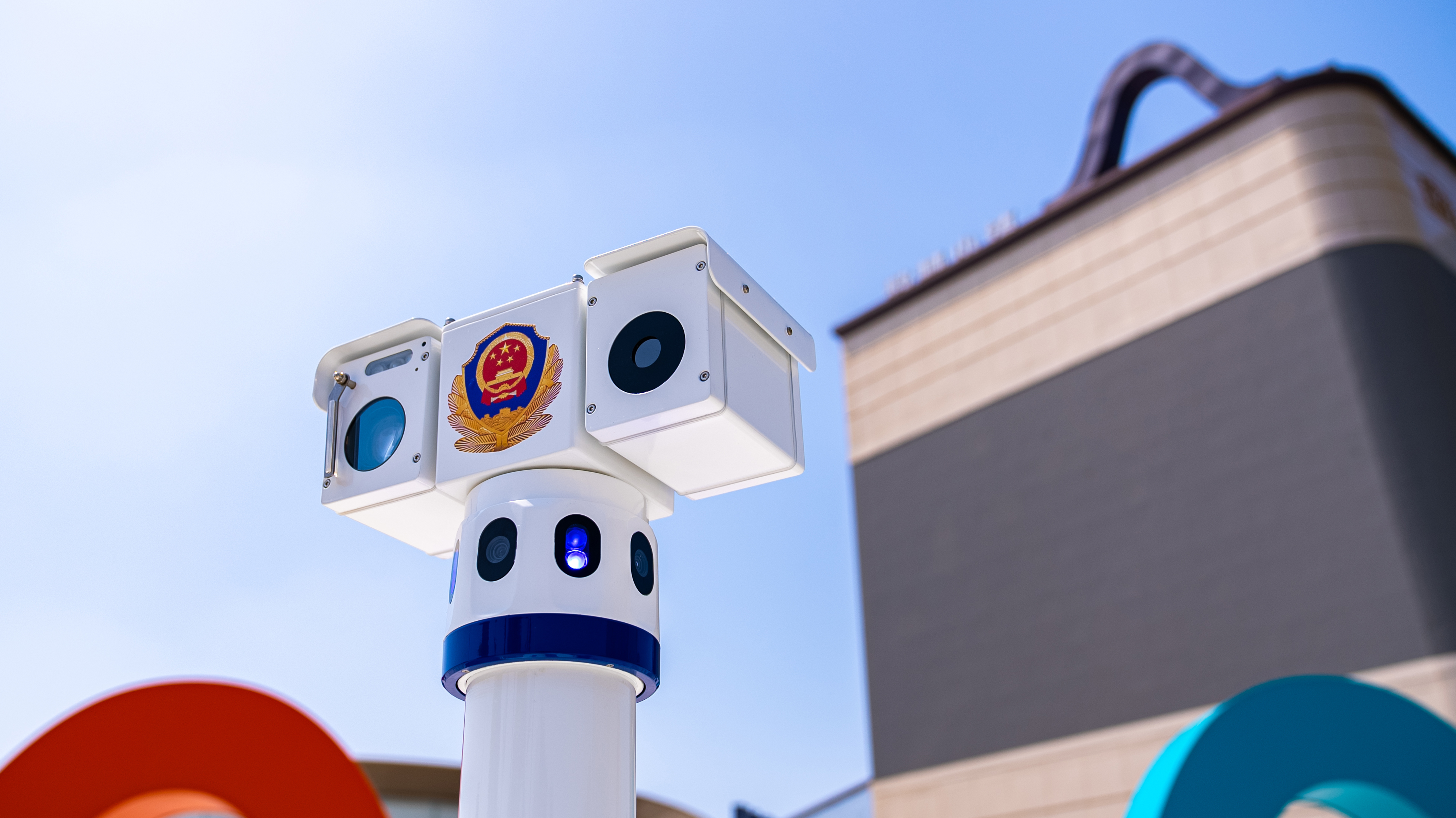 对话媒体 | 高新兴机器人接受《中国安防》采访：具身智能 + AI 大模型，重构智能安防新时代